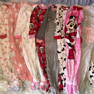 8 piece - 3T Girls fleece pajamas